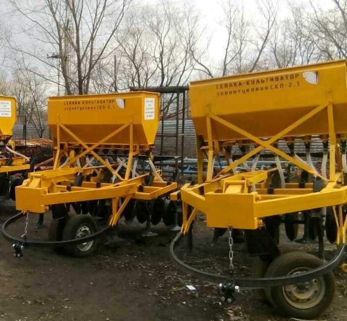 <span style="font-weight: bold; font-style: italic;">СЕЯЛКИ СКП-2,1 И ЕЕ МОДИФИКАЦИИ</span>